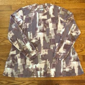 Logo Lounge Cozy Top